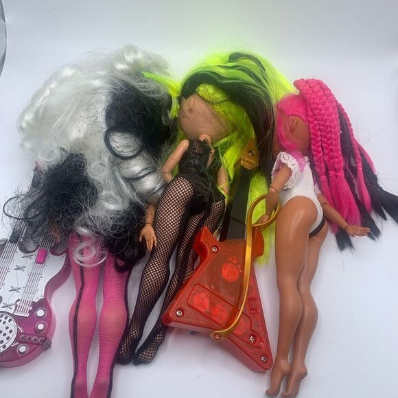 L.O.L Surprise Rock‎ & Roll Musicians Doll Set Of 3 Guitars - Picture 4 of 7